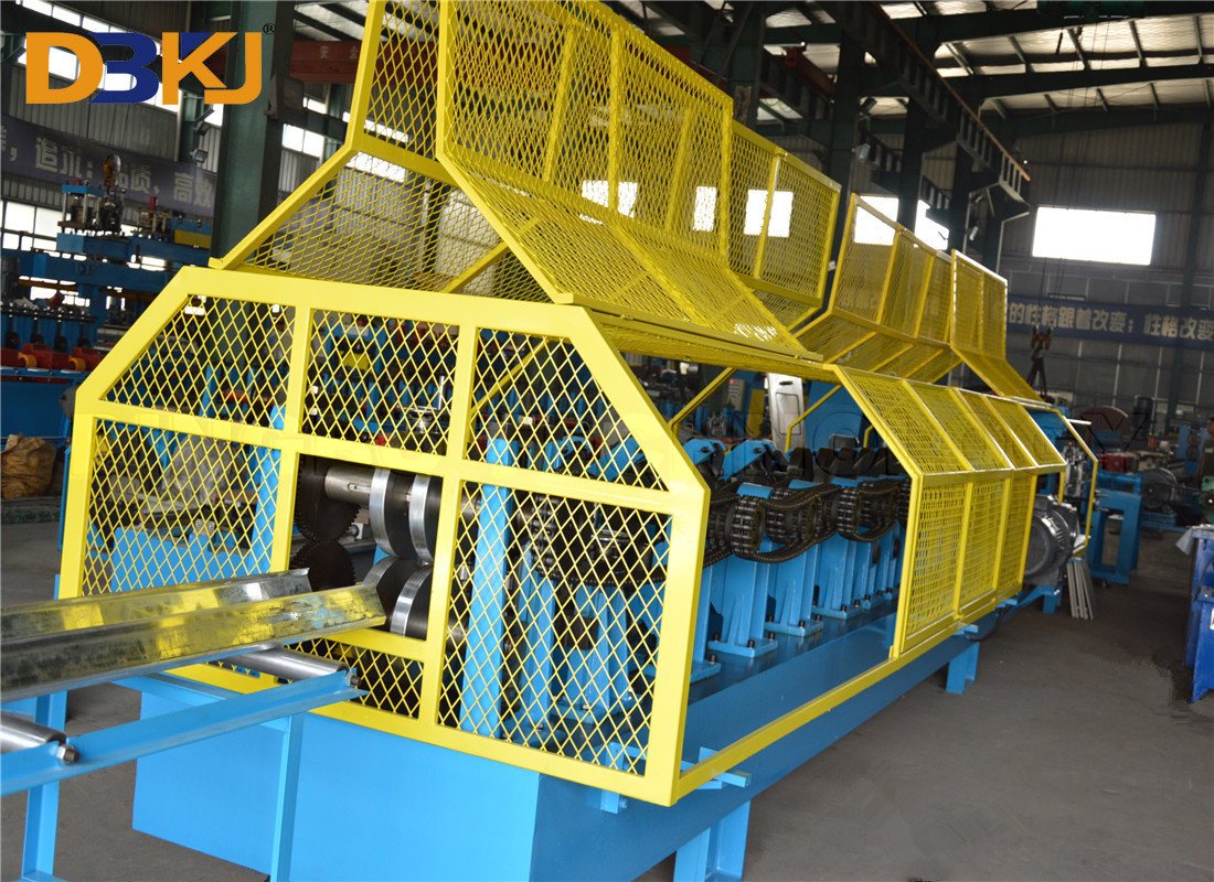 Heavy Duty C And Z 18.5KW Purlin Roll Forming Machine