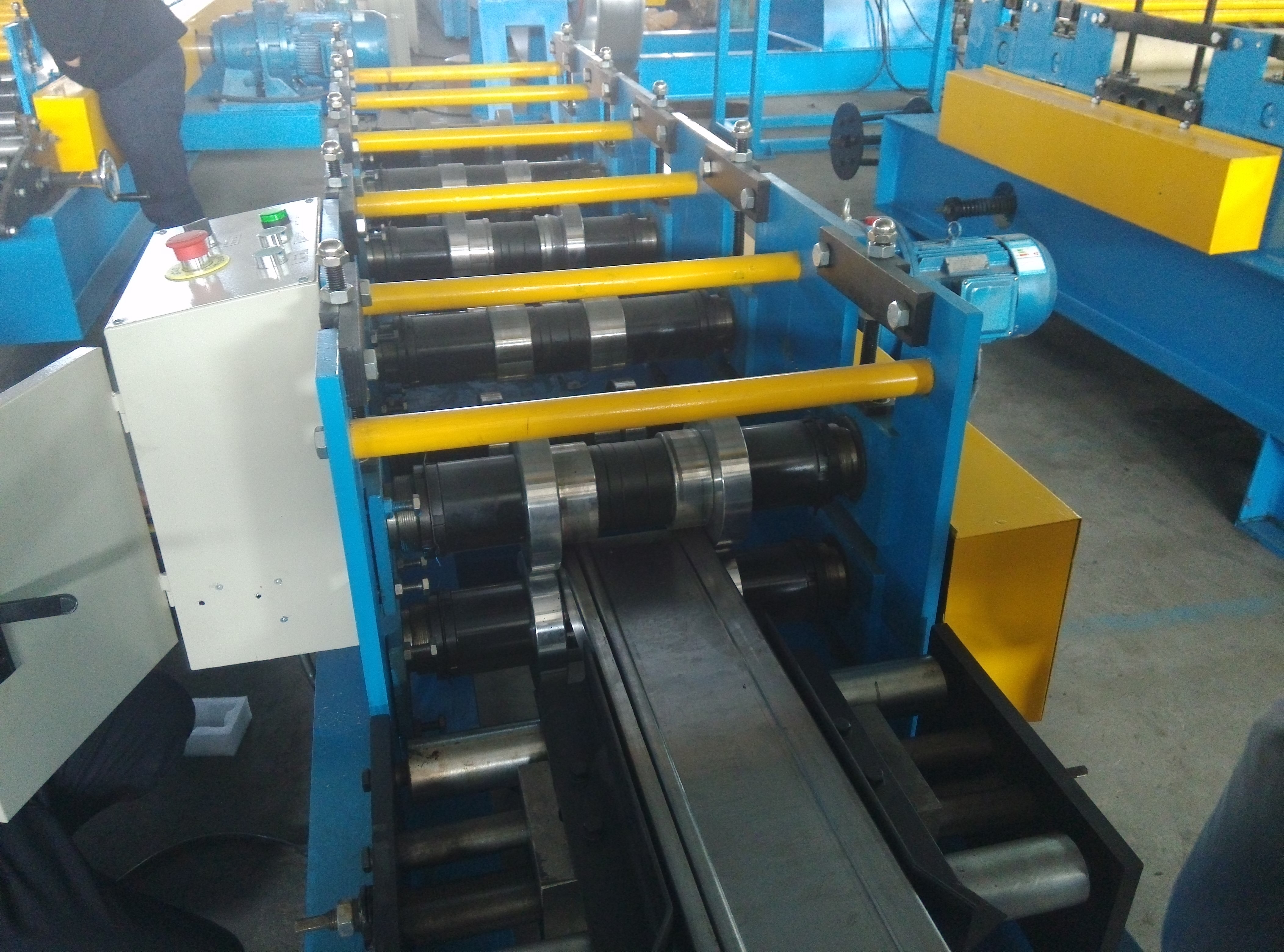 Shelving Rack Pallet Rack Step Beam Roll Forming Machine , Cold Roll Forming Equipment